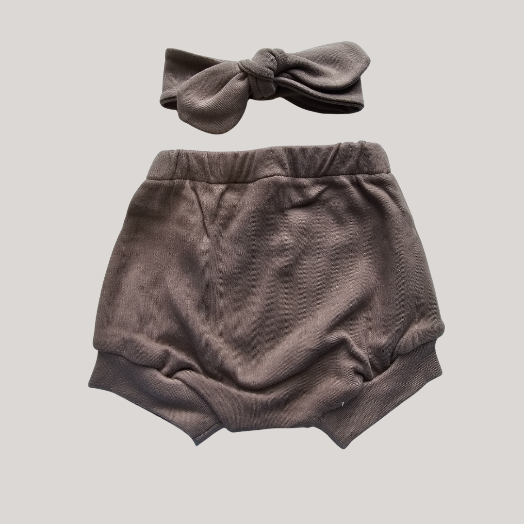 Mocha baby puffy shorts and bow