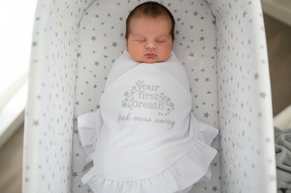 Embroidered White baby outfit for coming home