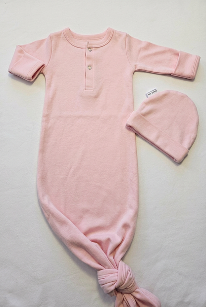 Knotted_Onesie_ and beanie soft Pink