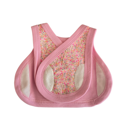 Baby NICU vest open to how there are no poppers