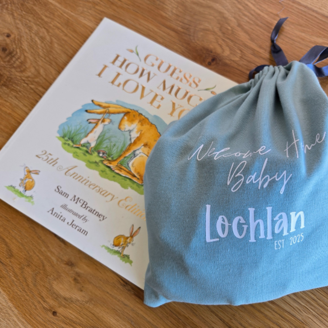 Personalised Welcome home bag for gift set for coming home baby knotted onesie gift set
