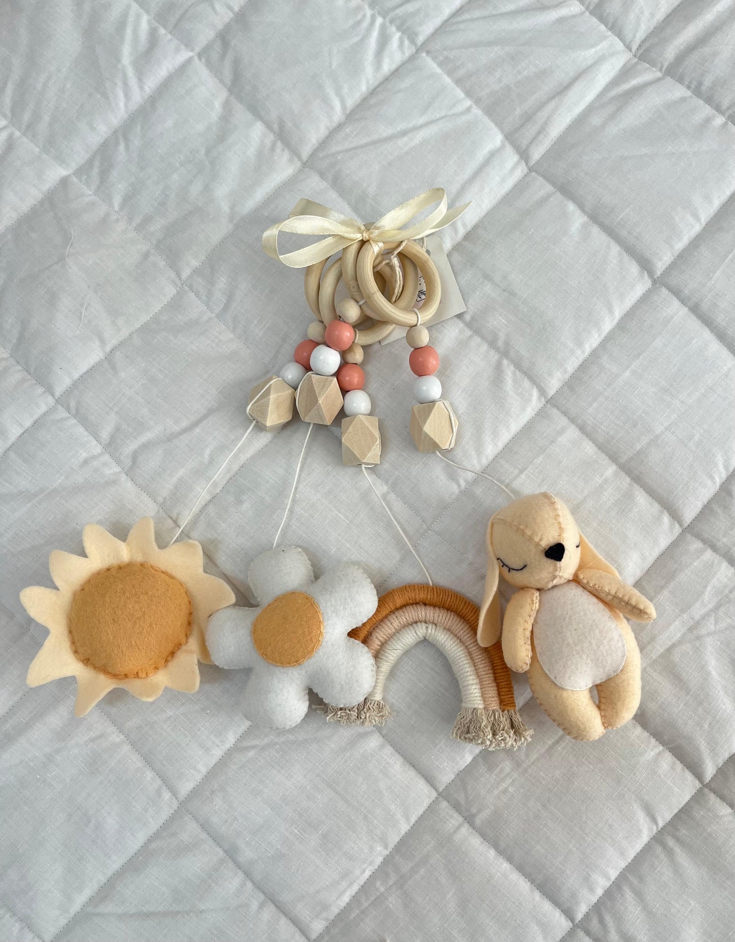 So Sunny Bunny Dangle Set